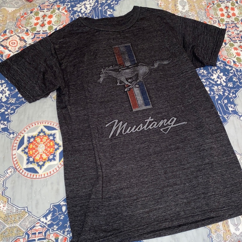 mustang tee